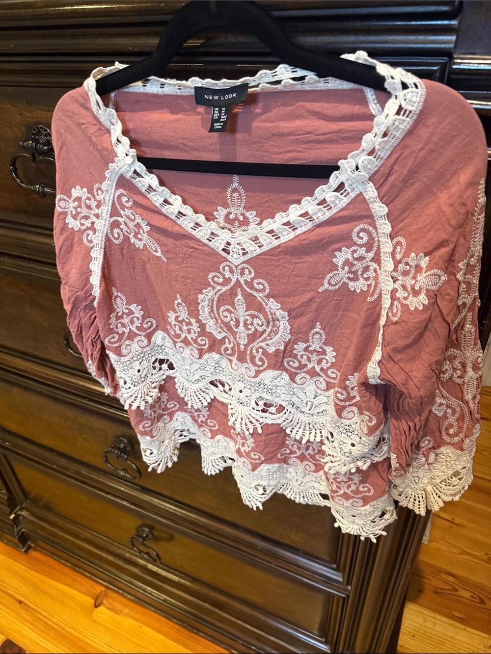 New Look Rose Crochet-Trim Embroidered Peasant Blouse.  NWOT